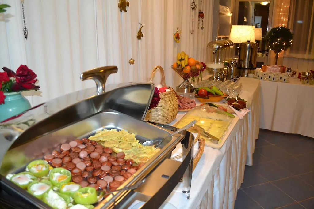 Hotel Seaside Saranda 4*, Sarande